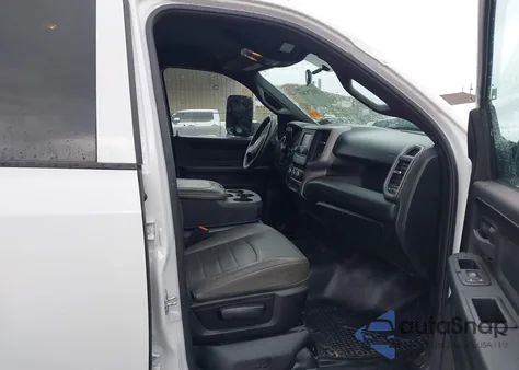 2021 Ram 2500 Tradesman 4X4 6'4 Box из США, поврежденный, VIN 3C6UR5CL2MG669244